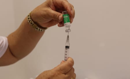 Vacinação em SC: 371,6 mil doses aplicadas