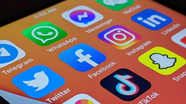 WhatsApp, Facebook e Instagram usam Twitter para se comunicar com usuários
