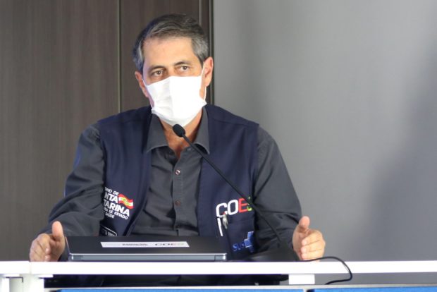 Santa Catarina: máscaras devem deixar de ser obrigatórias em locais abertos a partir de dezembro