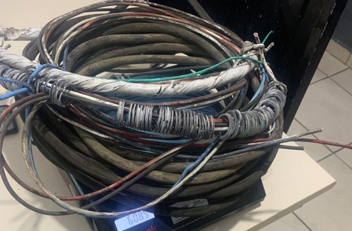 Comércio ilegal: em 15 meses, uma tonelada de fios furtada em Criciúma