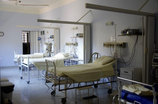 Hospitais de Criciúma suspendem visitas a pacientes internados