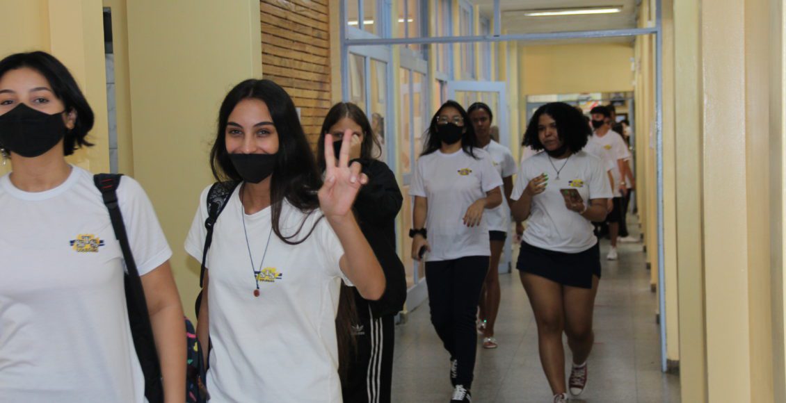 Alunos da rede estadual retornam às aulas em Criciúma