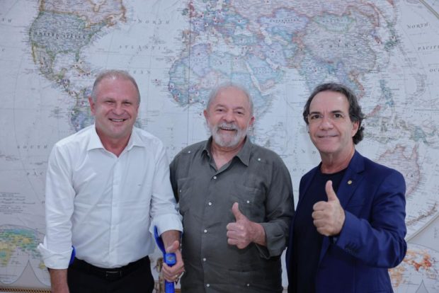 Merisio apoia Lula: é de cair os butíás dos bolsos