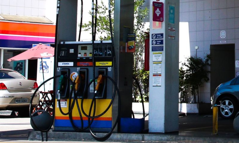 Combustível mais caro: Petrobras anuncia novo aumento nesta sexta-feira