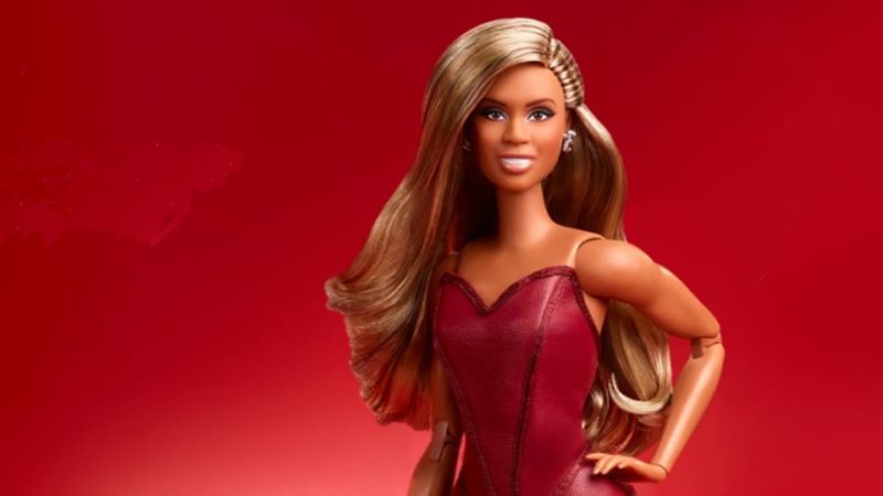 Primeira boneca barbie trans é lançada