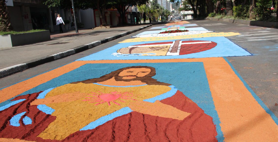 Tapetes de Corpus Christi veja fotos das celebrações de Criciúma e região (7)