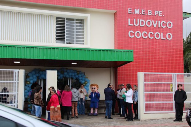 Após incêndio, nova estrutura da Escola Ludovico Coccolo é inaugurada