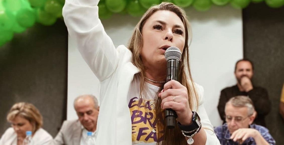 Paulinha, deputada estadual, candidata a reeleição, durante convenção do Podemos