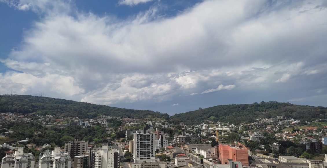 Chuva e frio? Saiba como fica a previsão do tempo da semana