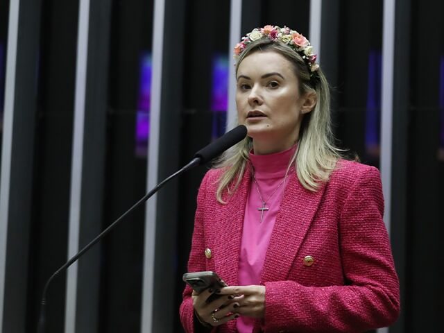 Julia Zanatta confirmada em principal Comissão da Câmara dos Deputados