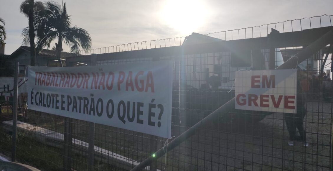 Sexta-feira começa com greve dos servidores em Criciúma (5)