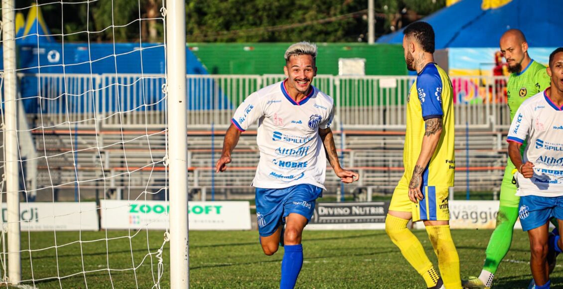 Caravaggio inicia o Catarinense Sub-20 com derrota - Esporte - 4oito