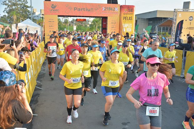 Estudantes do Campus Patrocínio participam de Maratona Regional de