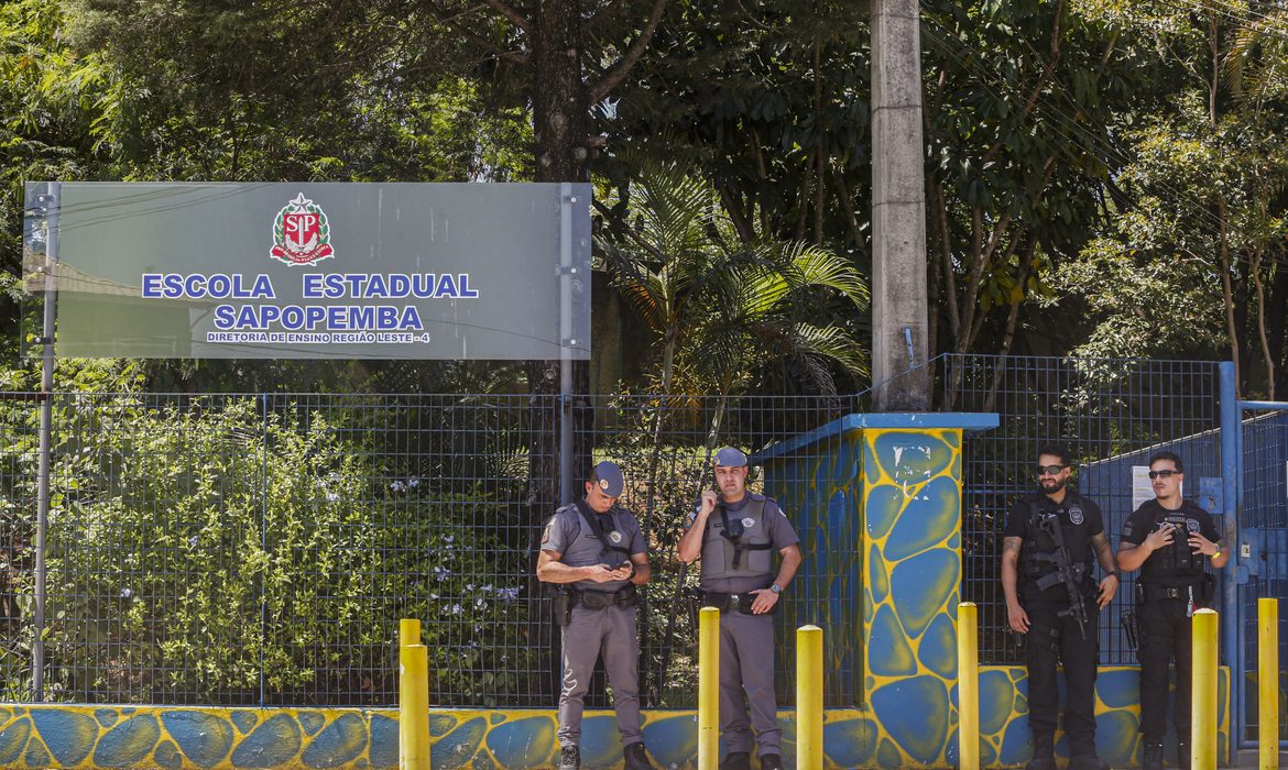 Escola Estadual Brasil Novo